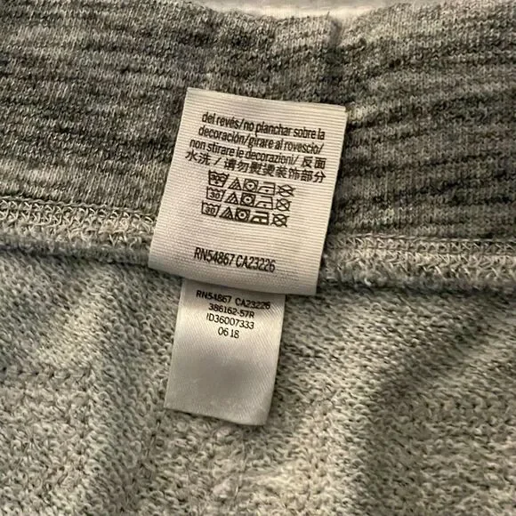 Victoria’s Secret PINK Sequin Bling Short Shorts W Pockets Size Medium - Picture 6 of 10